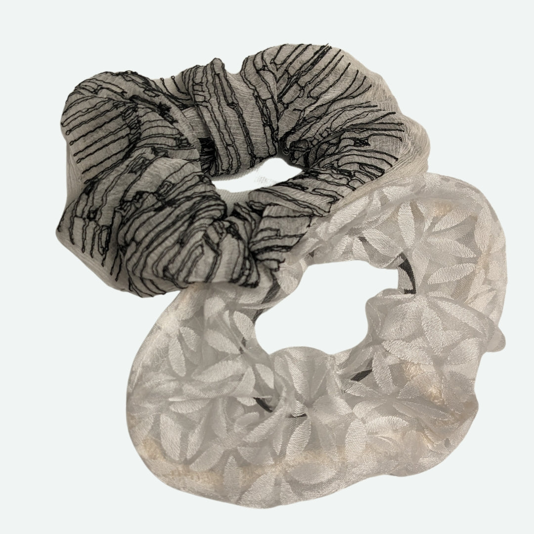 Zero Waste Scrunchies 2-Pack in Black & White